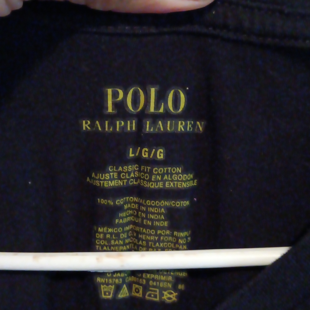 T-shirt - Picture 2 of 3